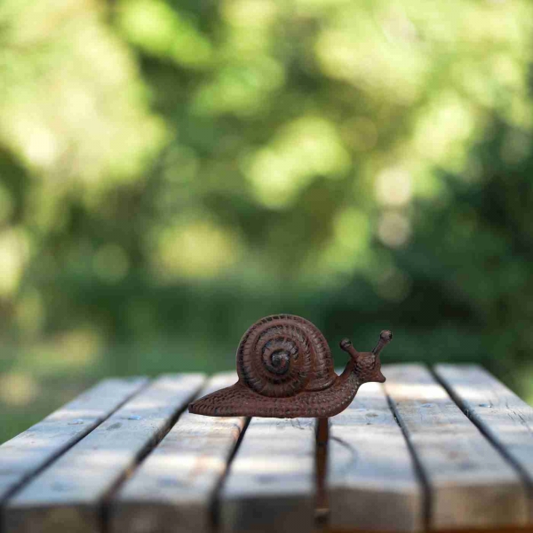 Liatinové zvieratko na záhradu - šnek 11,7x5,4x11cm