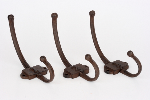 Liatinový vešiak háčik s číslom 3