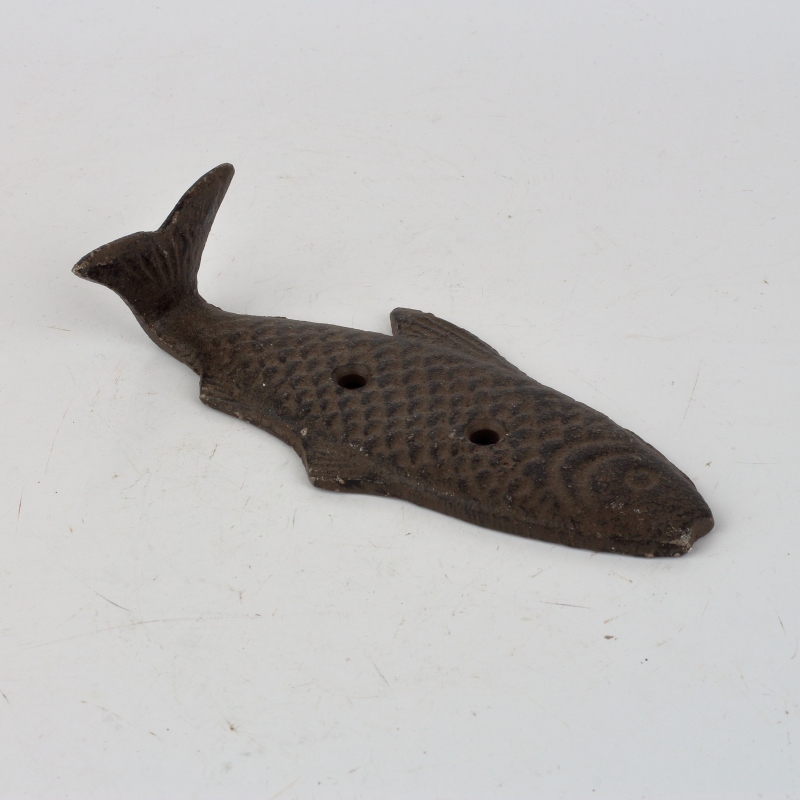 Liatinový vešiak ryba 5×11,5×2,5cm