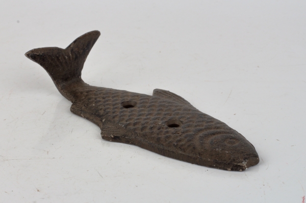 Liatinový vešiak ryba 5×11,5×2,5cm