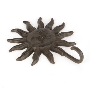 Liatinový vešiak slnko 25x20cm