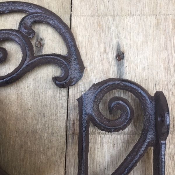 Liatinový zvon na konzolke 32cm - vyradené