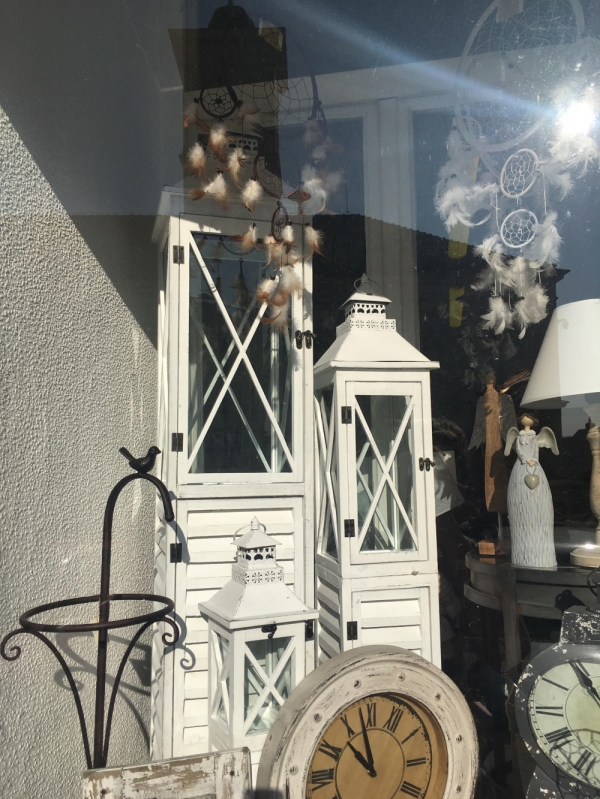 Lucerna drevená biela 21x21x110cm