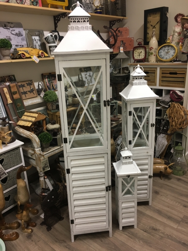 Lucerna drevená biela 28x28x150cm