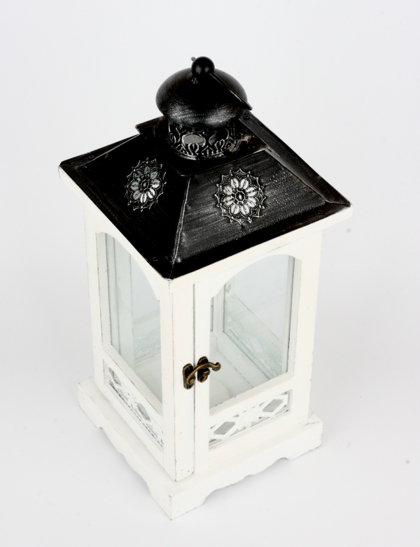 Lucerna drevená biela s čiernou strieškou 56cm