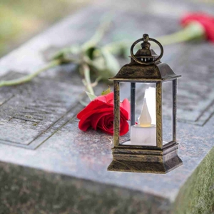 Lampáš cintorínsky 6,1 x 13,5 x 6,1 cm