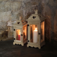 Lucerna sa srdcom prírodné drevo 44cm