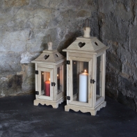 Lucerna sa srdcom prírodné drevo 44cm