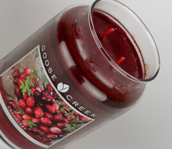 Luxusná aromatická sviečka v skle brusnica