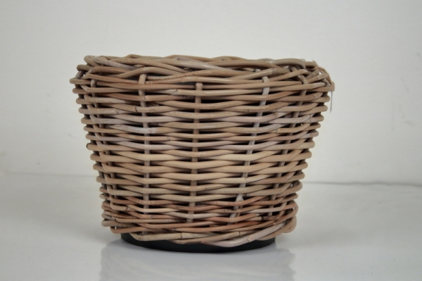 Luxusný prútený kvetináč stredný