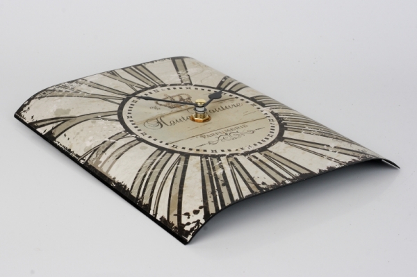 Malé nástenné hodiny Parfumerie 17,5x21cm