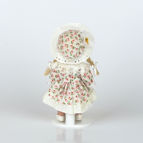 Mini bábika porcelán 12 cm