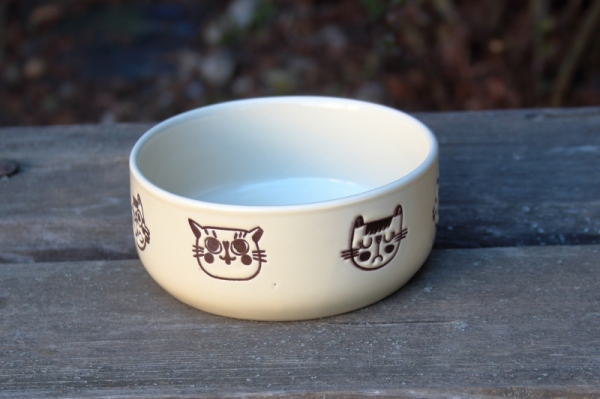 Miska pre mačky krémová 300ml