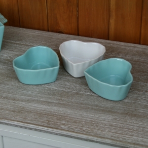 Miska zapekacia v tvare srdca biela