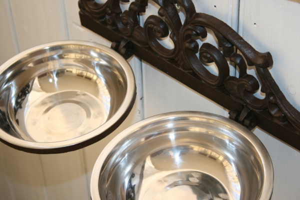 Misky pre psa na stojančeku nástenné 800ml