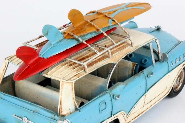 Model auto surferské 33cm