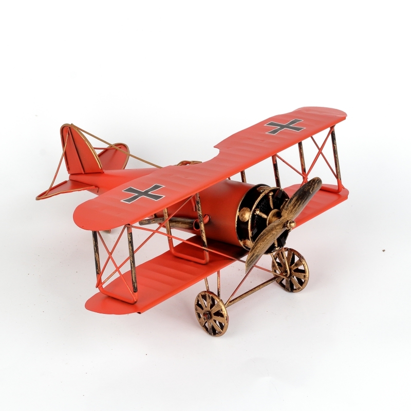 Model červeného lietadla 27x30cm