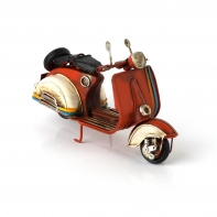 Model skútra červeno / biely 17cm 