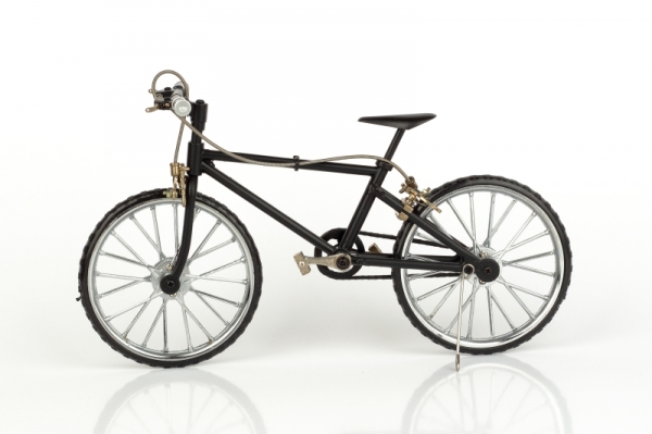 Model šlapacieho kola čierne