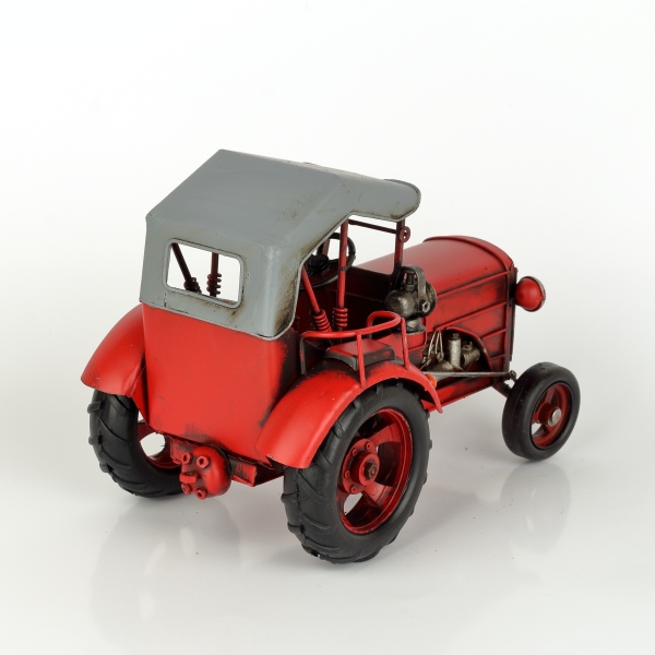 Model traktora červený plech 25cm
