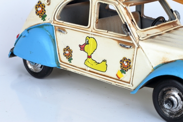 Model veterán kačica plech 28cm