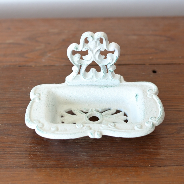 Mydelnička liatinová biela