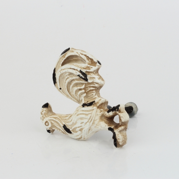 Nábytková úchytka biely kohút v ošarpanej vzhľade 6x6cm