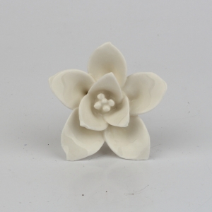 Nábytková úchytka keramická kvetina biela 3,5cm