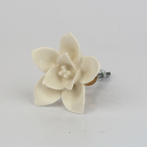 Nábytková úchytka keramická kvetina biela 3,5cm