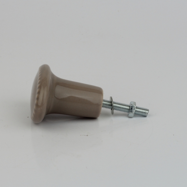 Nábytková úchytka oválna 4x3cm