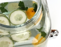 Nádoba na limonádu s kohútom YORKSHIRE 7,7l 