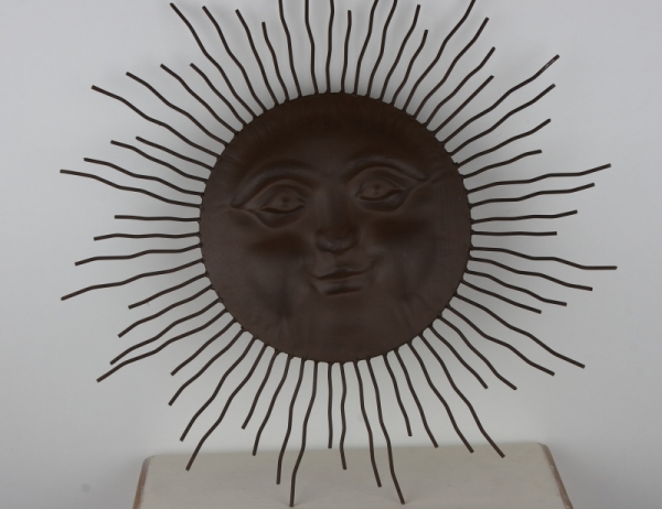 Nástenná dekorácia kovové slnka 68cm