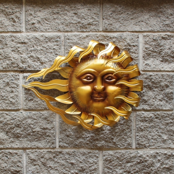 Nástenná dekorácia na stenu slnko 63,5x12,7x43cm