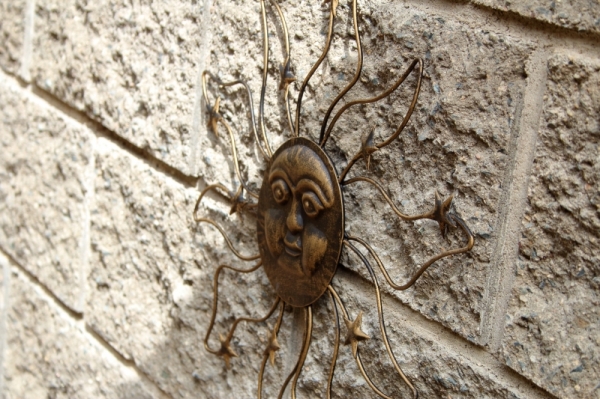 Nástenná dekorácia slnko 38x1x40cm