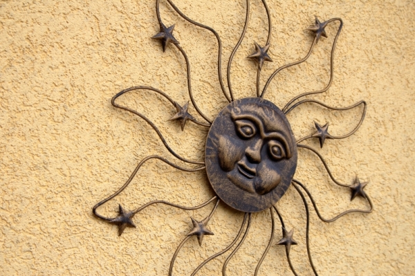 Nástenná dekorácia slnko 38x1x40cm