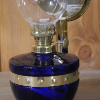 Nástenná petrolejová lampa so zrkadlom modrá 25cm
