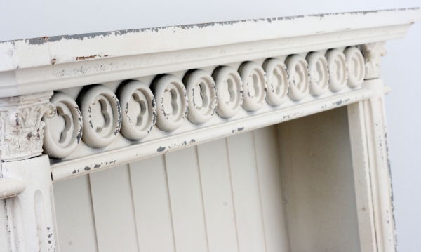 Nástenná policová skrinka 72x20x61cm