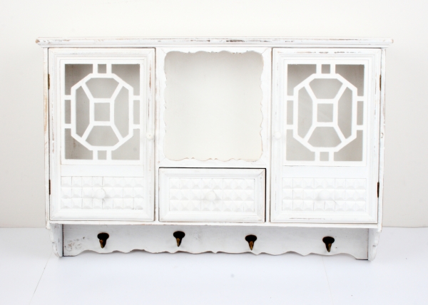 Nástenná skrinka v vidieckom štýle biela 80x55,5x17cm