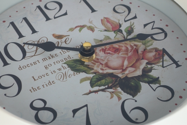 Nástenné hodiny biele s ruží kov 22cm