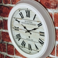 Nástenné hodiny biele Scottish highland whisky 48cm