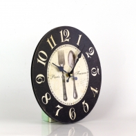 Nástenné hodiny do kuchyne lyžica a vidlička 23x27cm