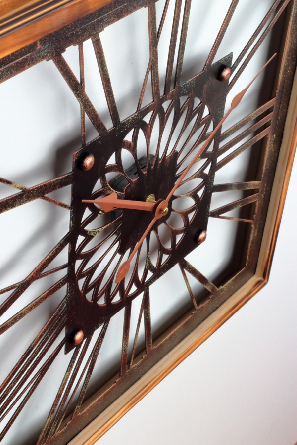 Nástenné hodiny drevené 50x50cm