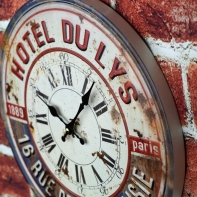Nástenné hodiny Hotel Du Lys 40cm