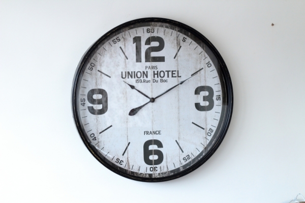 Nástenné hodiny plechové biele 90cm