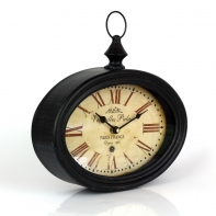 Nástenné hodiny s čiernymi číslami 28x27cm