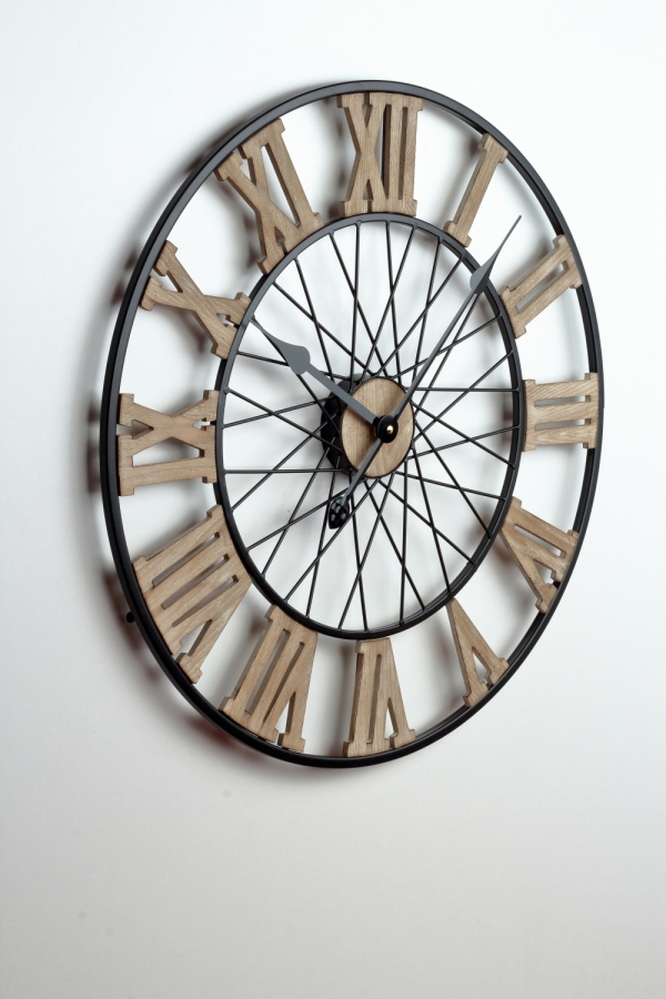 Nástenné kovové hodiny 58cm 