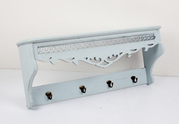 Nástenný vešiak drevený s policou 76x18x33cm VYŘAZENO