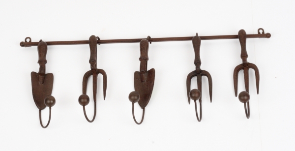 Nástenný vešiak na záhradu 62cm