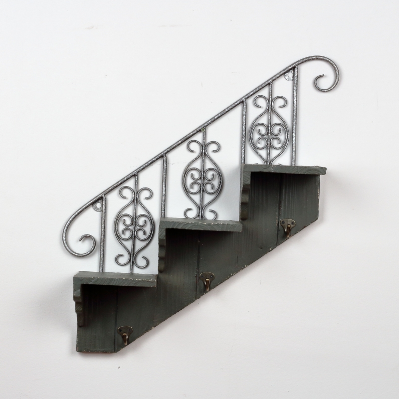 Nástenný vešiak schody 75x27cm