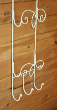 Nástenný vešiak srdce s poličkou 85cm